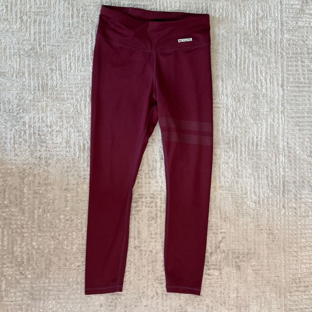Stronger Women's Burgundy Leggings